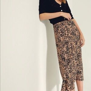 Aritzia/ Wilfred  Midi Printed Skirt